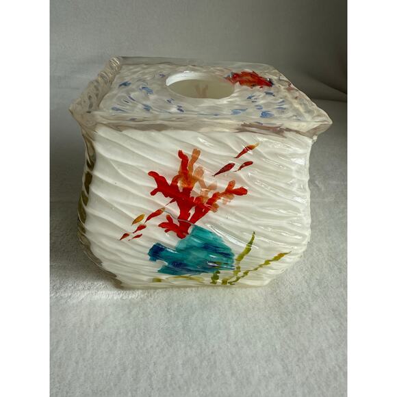 Vintage Acrylic Rainbow Fish Tropical White Square Tissue Box Cover Coastal - Picture 1 of 8